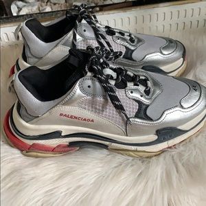 balenciaga triple runners